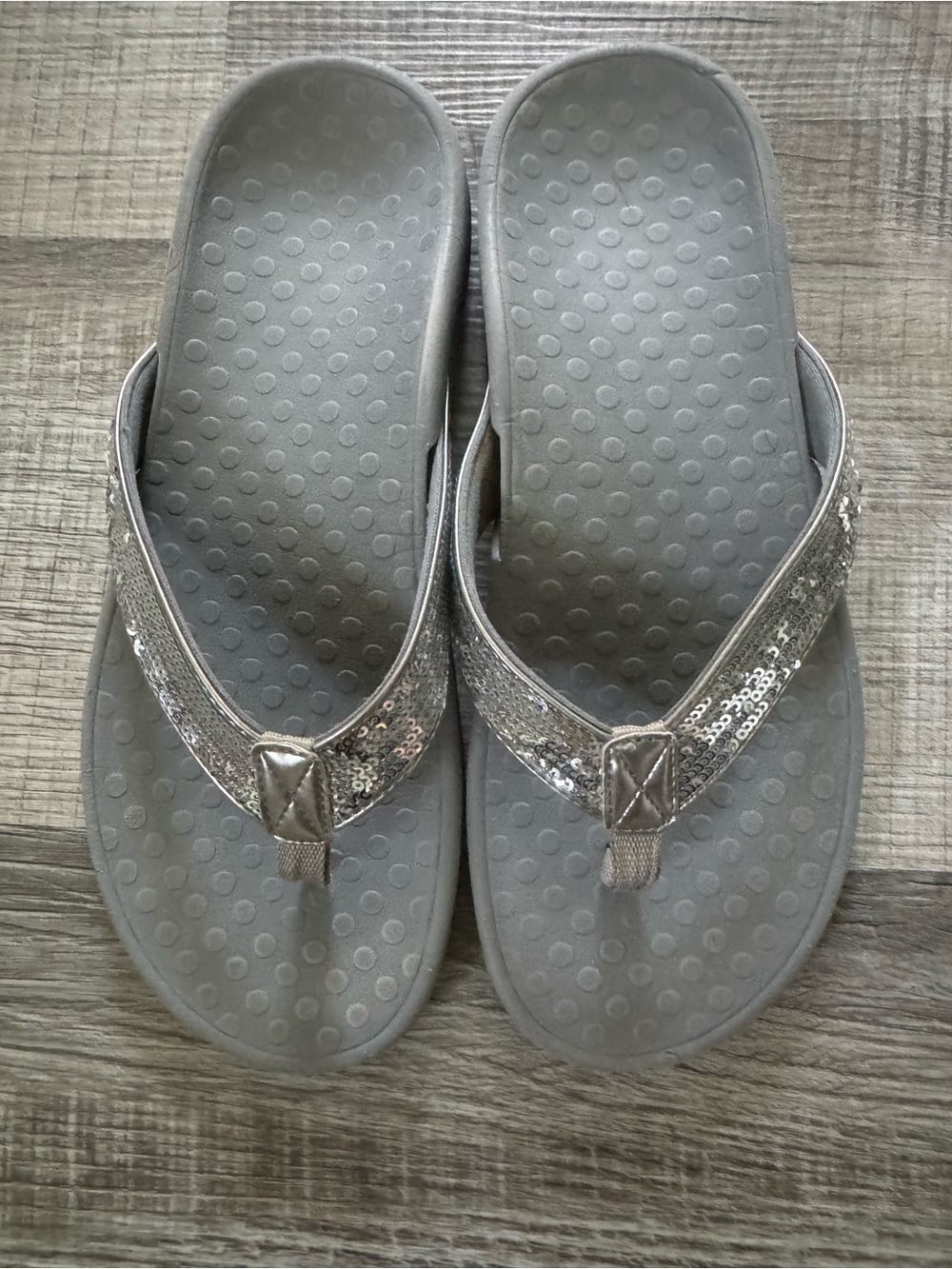 Vionic Silver Sequin Thong Sandals